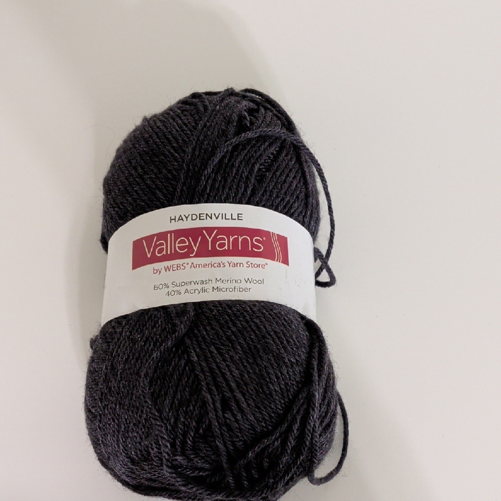 Valley Yarns Haydenville Worsted Wool Blend Yarn 100g 220yds Gray
